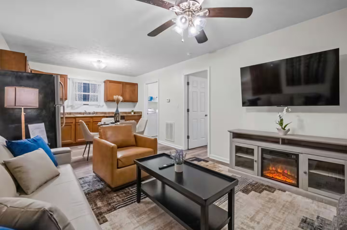 Comfort<span class=uk-text-primary>Nest</span>